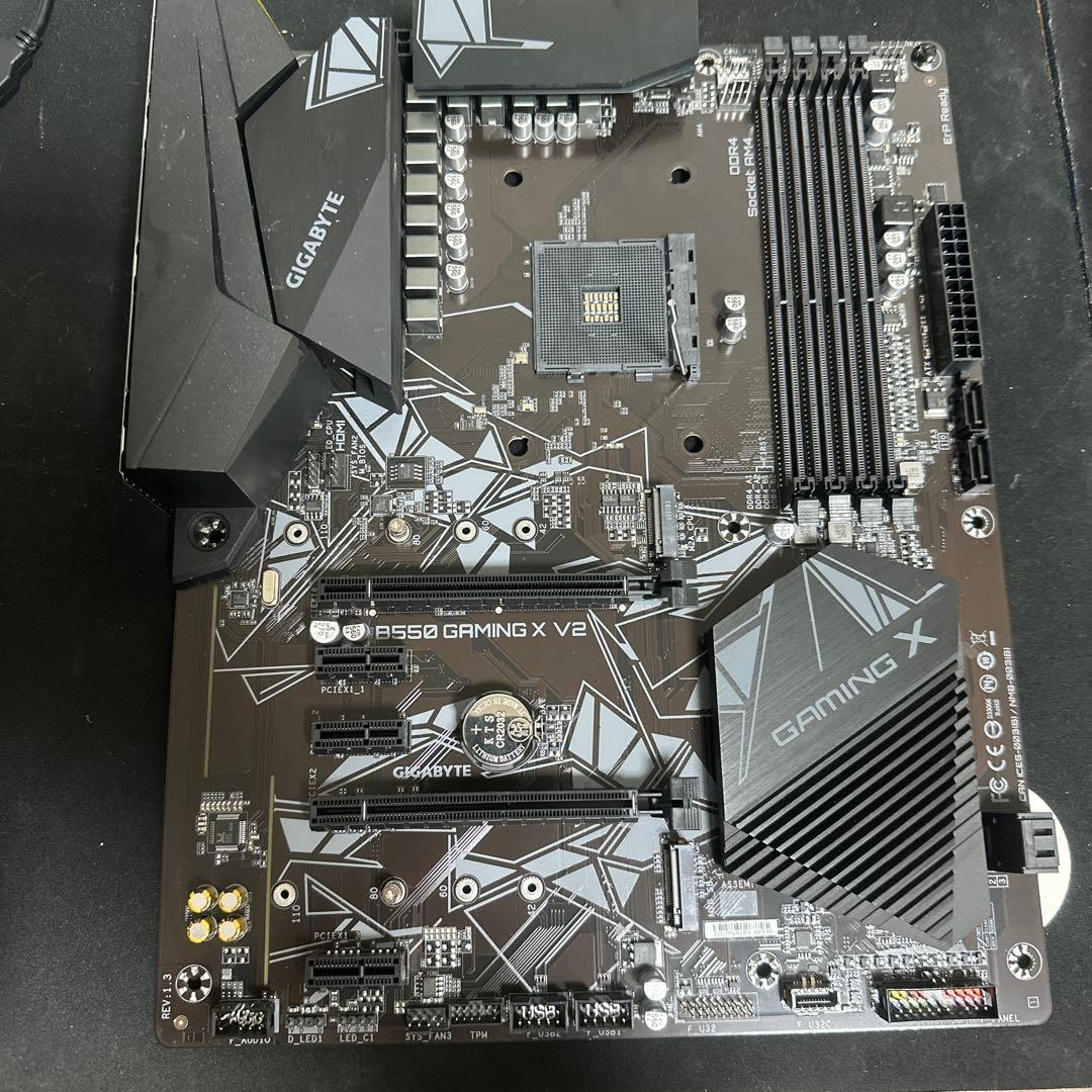 GIGABYTE B550 GAMING X V2 マザーボード