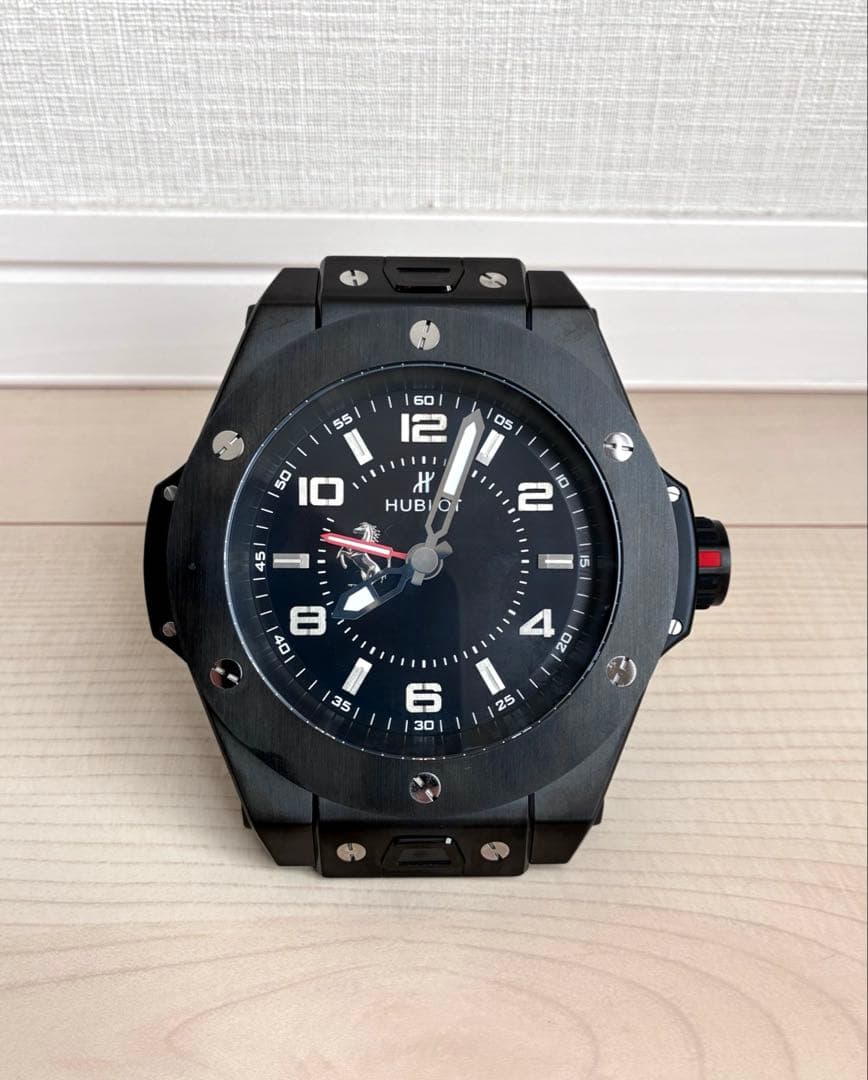 正規品 HUBLOT ビッグバン Ferrari ウォッチ 置き時計