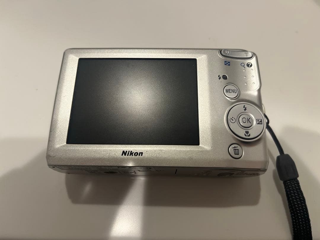 Nikon COOLPIX L19 コンデジ デジカメ 単3電池