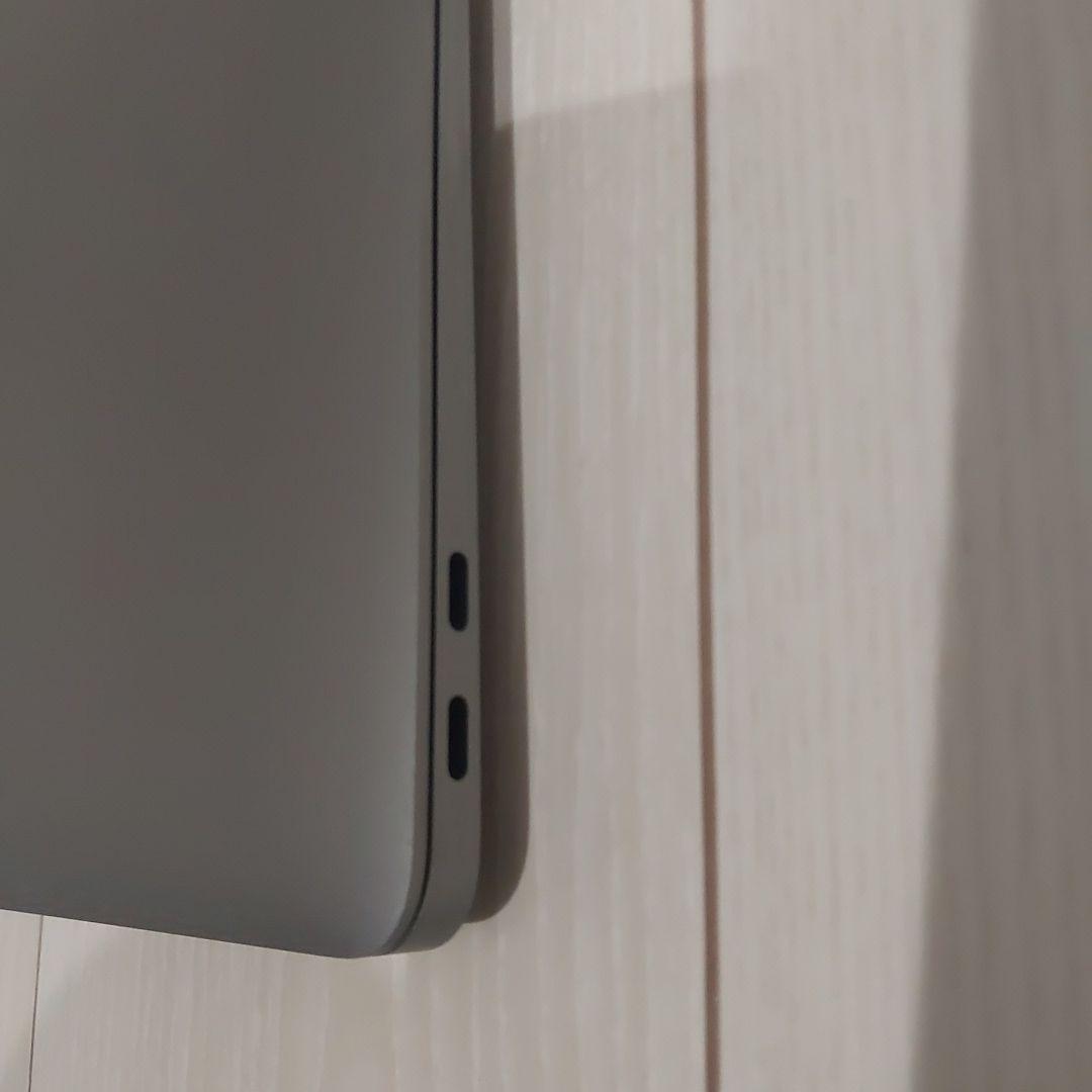 MacBook Air M1　メモリ8GB SSD 256GB スペースグレイ