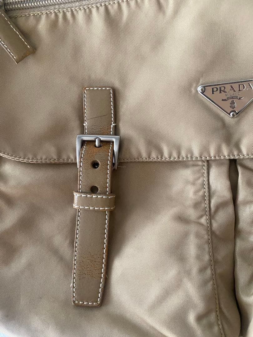 プラダ　PRADA ショルダーバッグ　斜めがけ　ナイロン　ベージュ系　ビンテージ