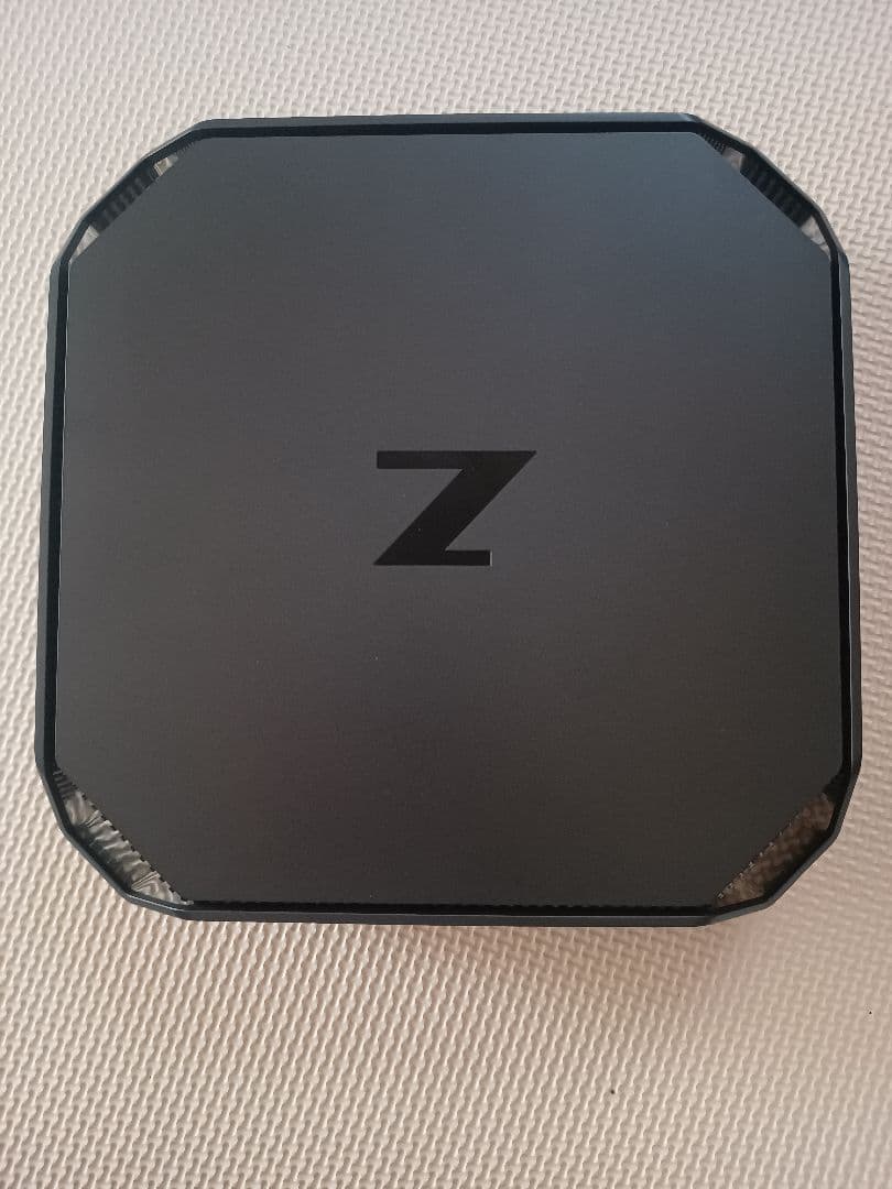 ミニPC HP Z2 MINI G3 Xeon E3 1225v5 16GB 512GB