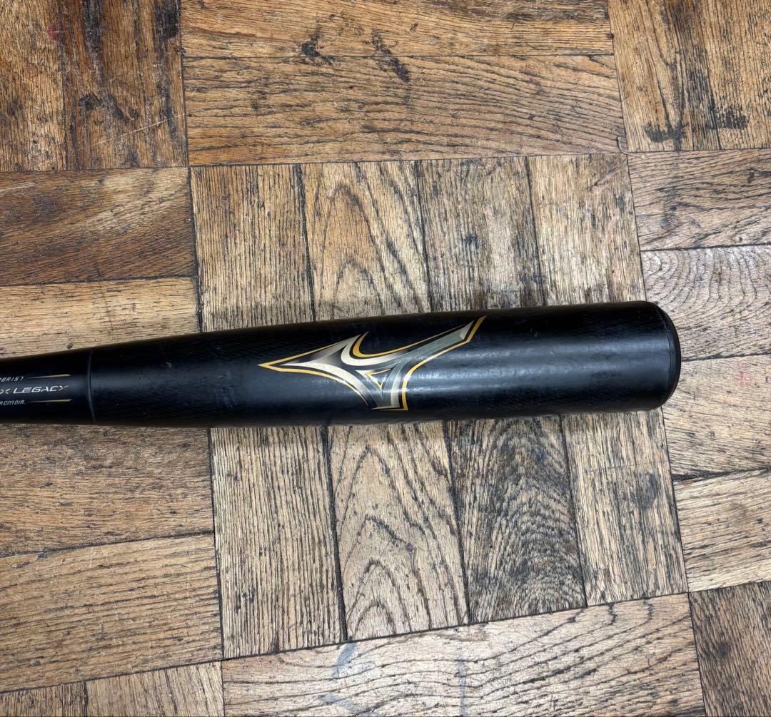 83cm トップバランス　LEGACY バット 専用ケース付き710gレガシー