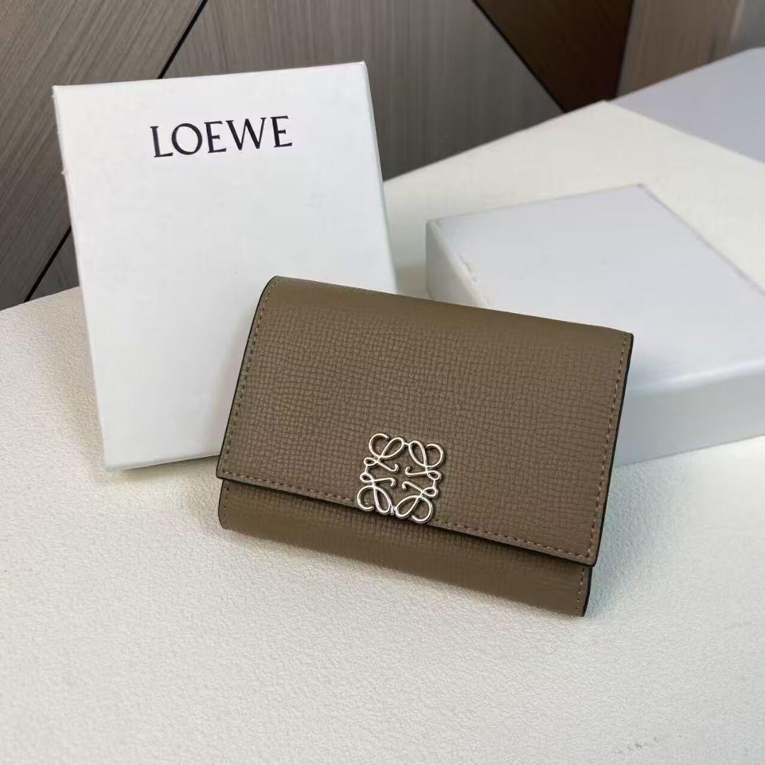 さき LOEWE 三つ折り財布 グレー