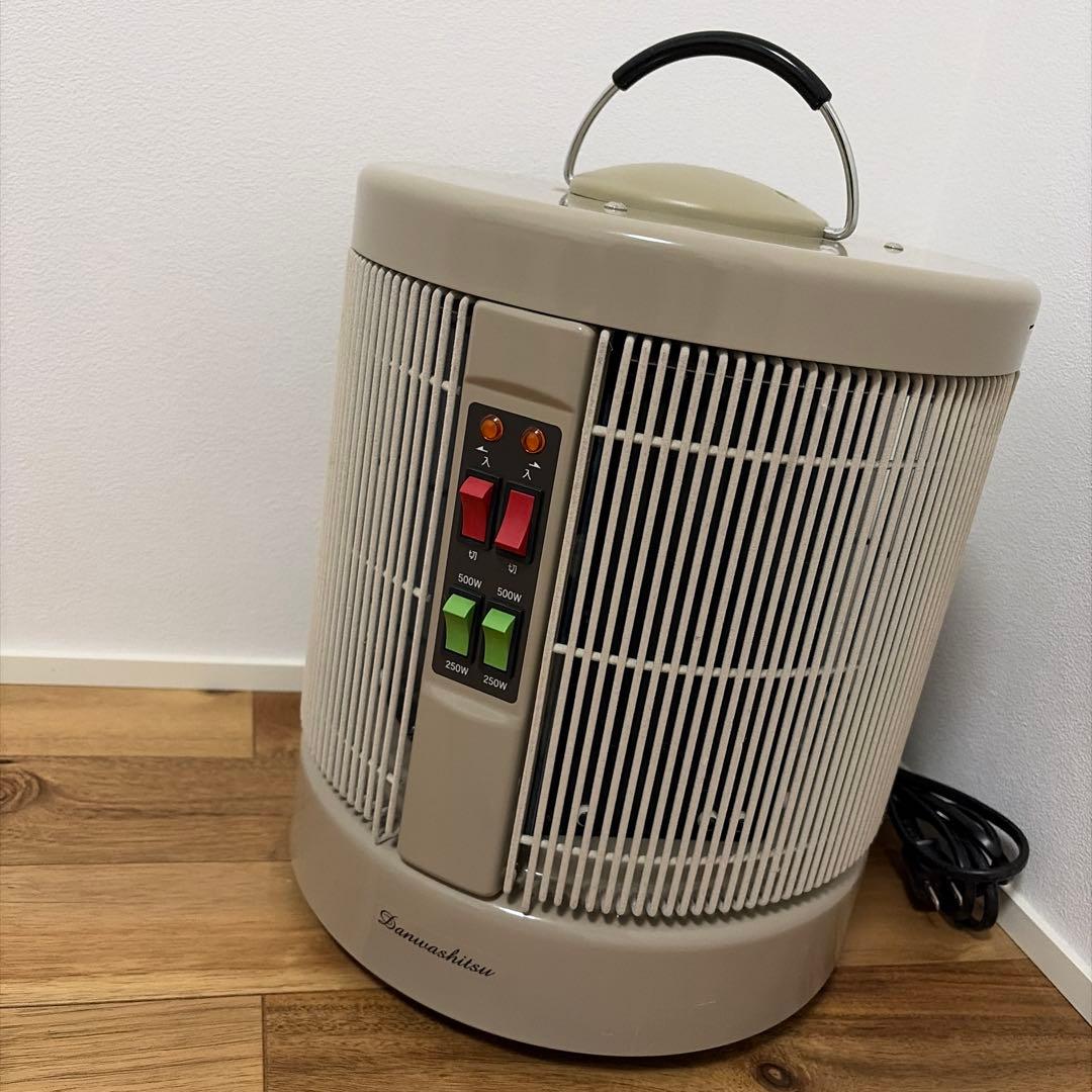 【極美品】暖和室　1000型　DAN1000R16 遠赤外線パネルヒーター