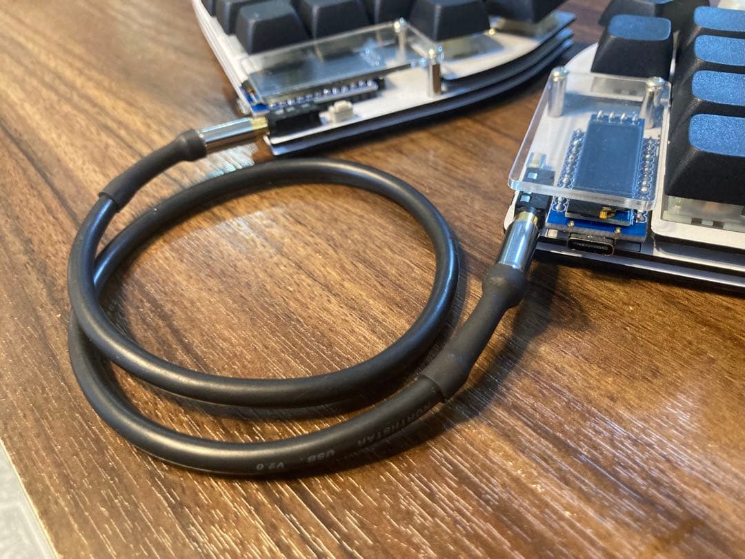 分割式キーボード　lily58