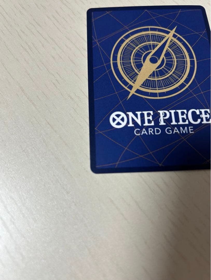 【美品】ワンピースカード ボア・ハンコック トレジャーレア　中国語版