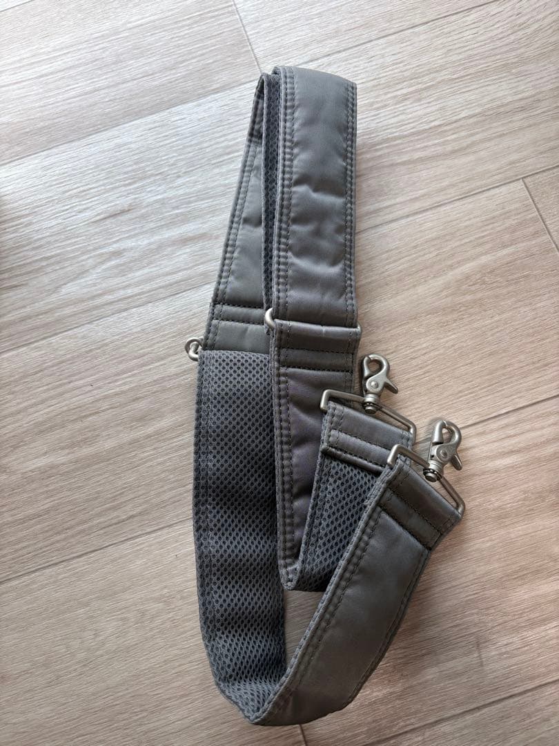 【限定色】ポーター× sacaiグレー トートバッグ 【ミディアム】※シミあり