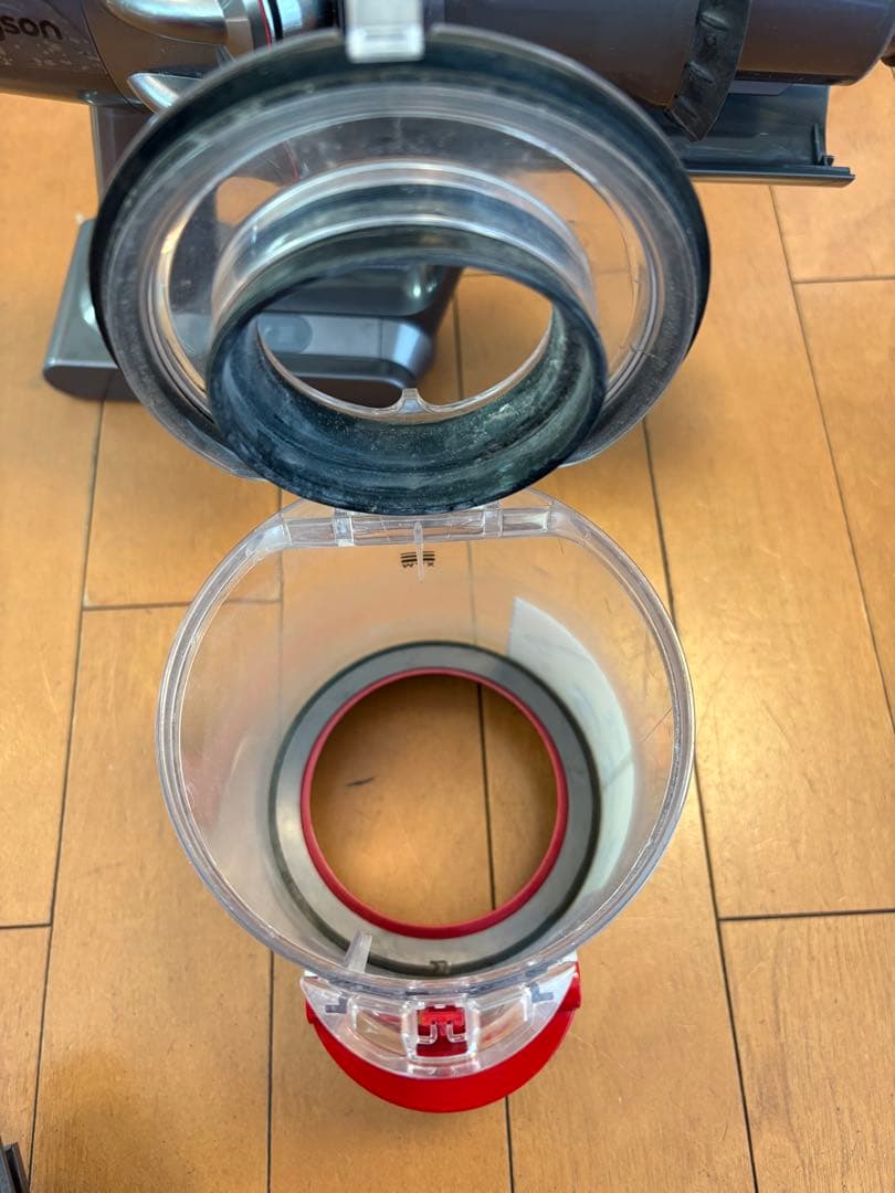 dyson スティッククリーナー 本体　SV12 付属品　現状品　動作ok