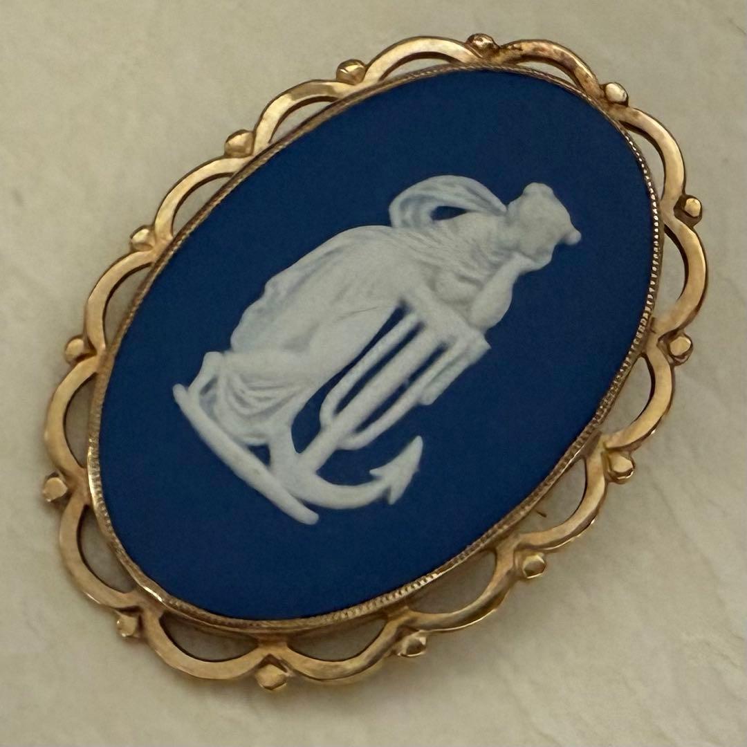 専用　ヴィンテージウェッジウッド9ct/K9 ブローチ　ギリシャ女神像　凝った枠