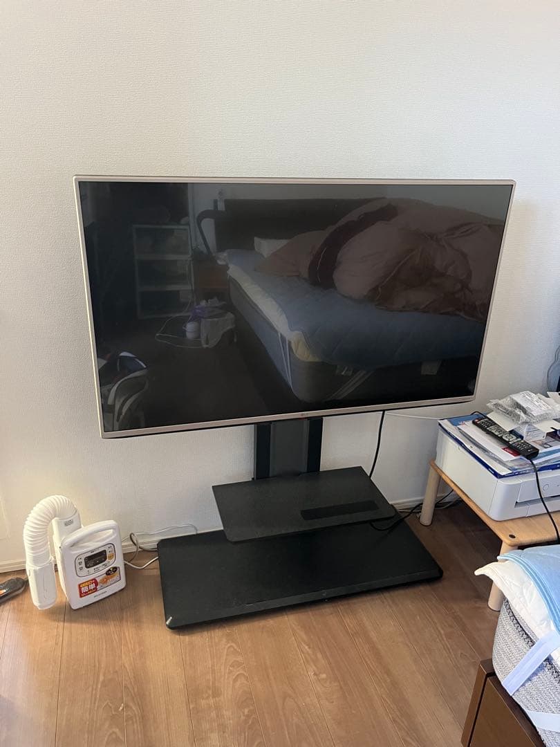 【美品】LG 49インチ 液晶テレビ (スタンド付き)49UF6900