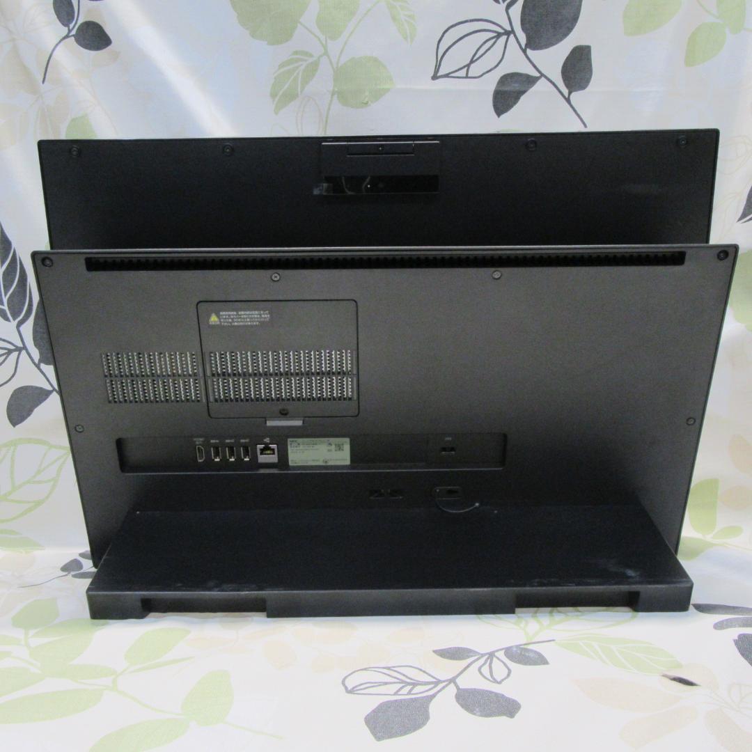 Win11公式対応8世代Corei5/メ16/SSD+HDD/ブルーレイ/カメラ