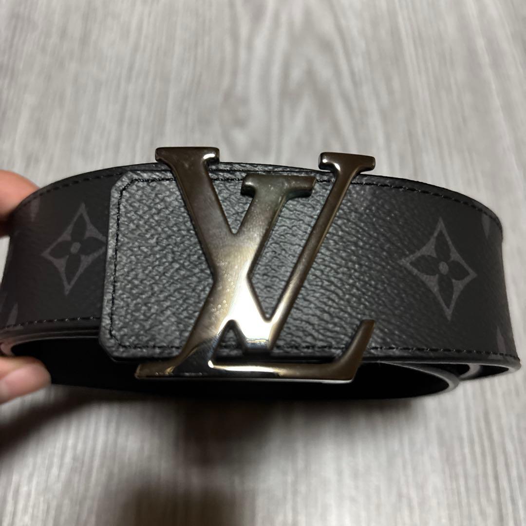 ルイ・ヴィトン　LVイニシャル　ベルト