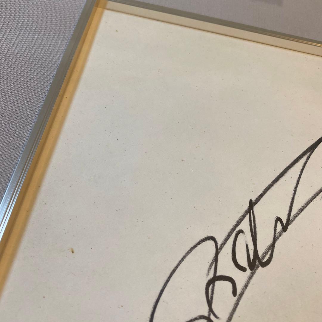 ジャック・ビルヌーブ 直筆サイン色紙 & ウィリアムズ・ルノー FW18 初優勝