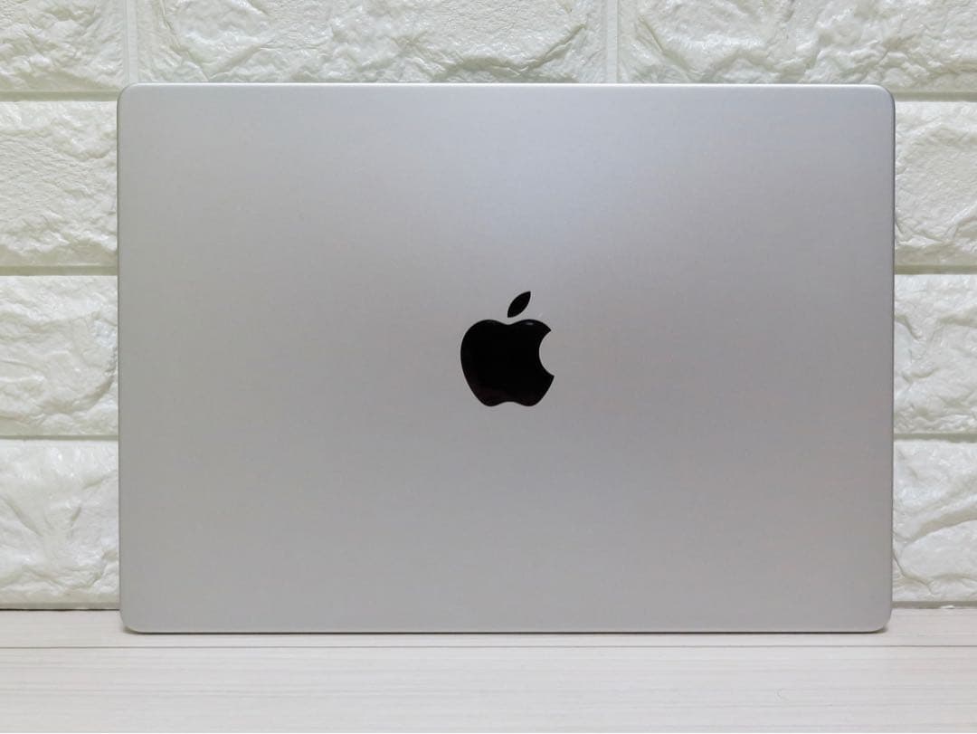 M1Pro MacBookPro 14 MKGR3J/A 充電6回　美品！