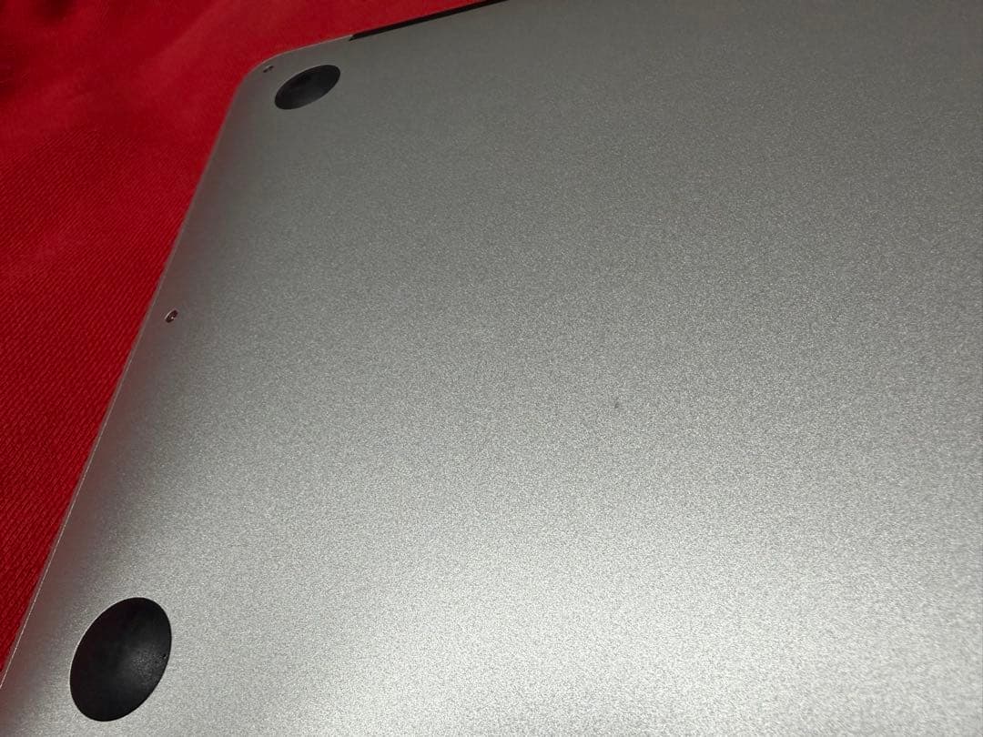 MacBook Air 2011年モデル　11インチ