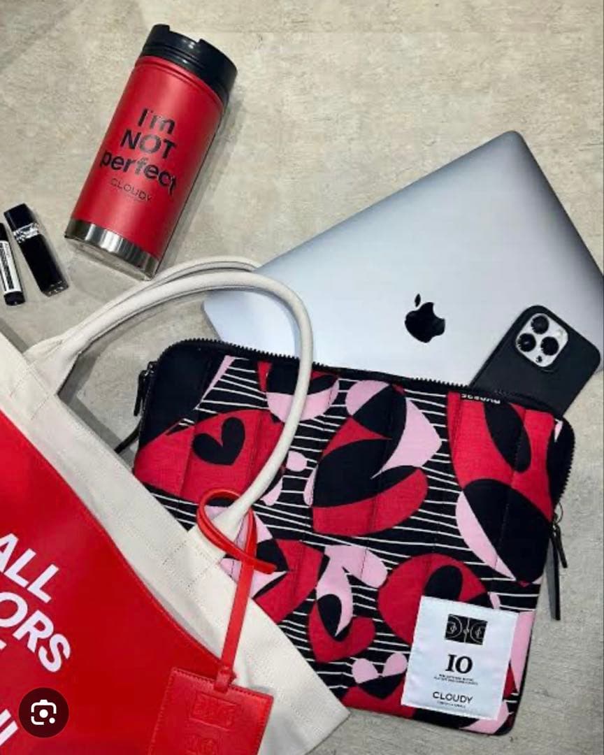 cloudy PCケース ガジェットケース　ハート柄