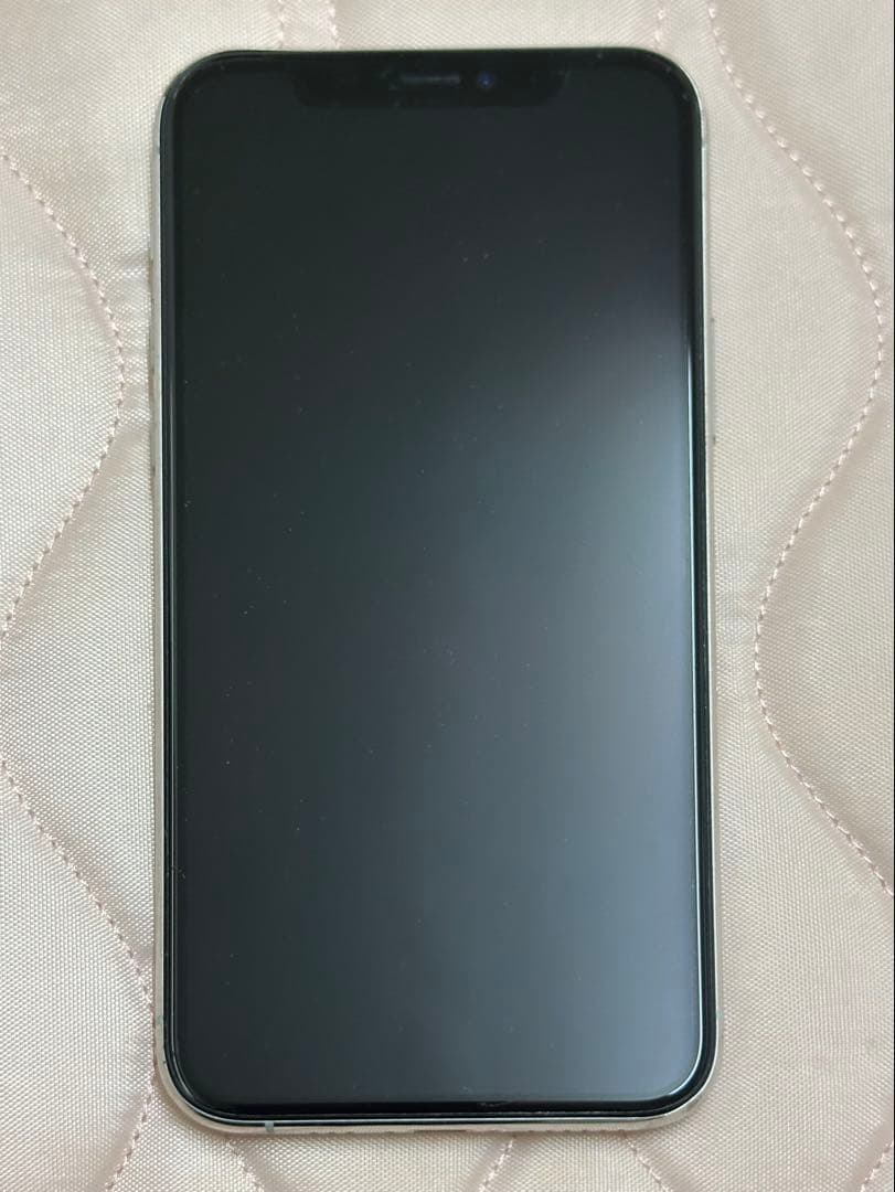 iPhone 11 Pro 256GB SIMフリー A2215カメラ傷あり