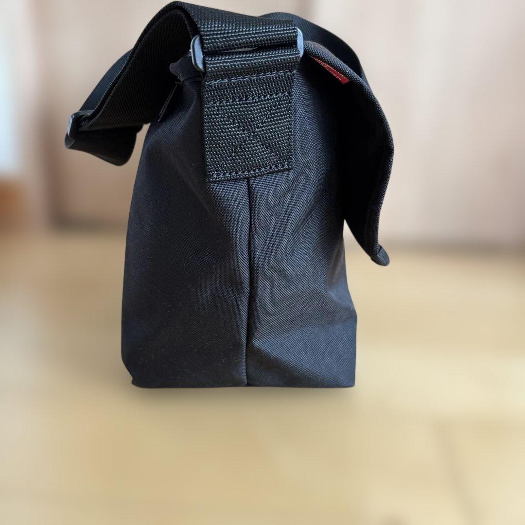 Manhattan Portage ブラック メッセンジャーバッグ
