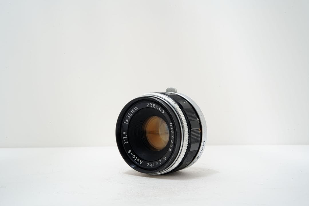 【美品フード付】OLYMPUS F.Zuiko Auto-S 38mm F1.8