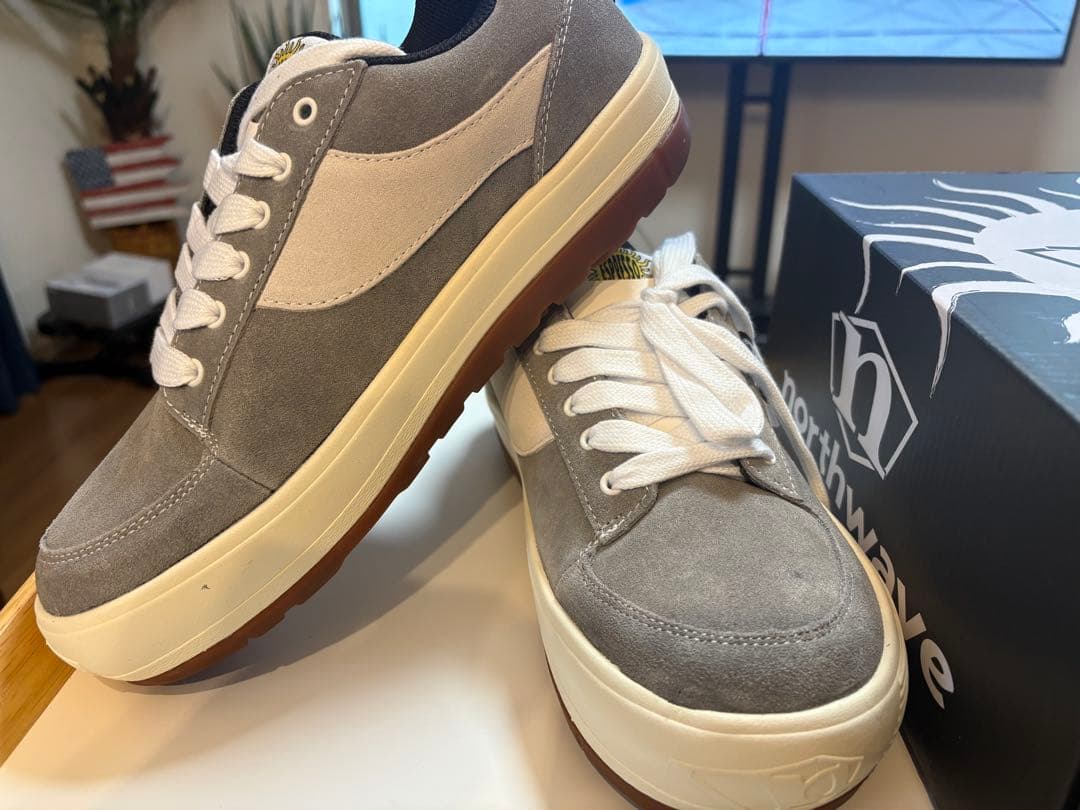 p*a様 Northwave グレー スニーカー