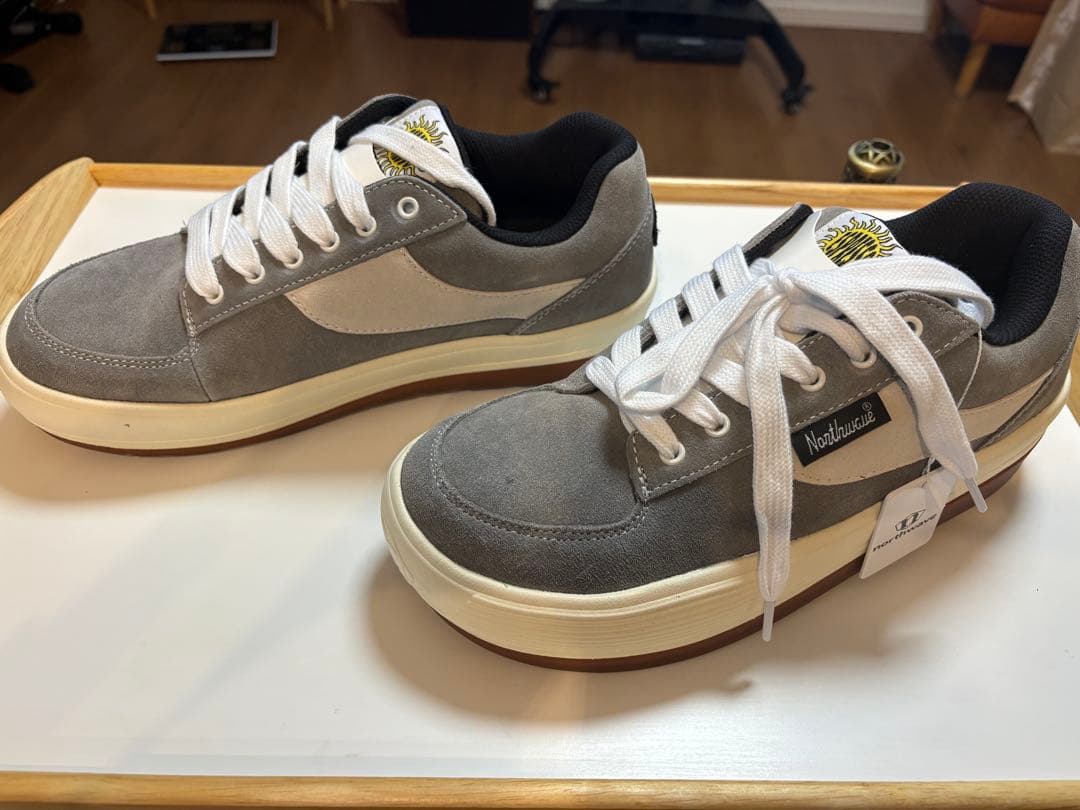 p*a様 Northwave グレー スニーカー