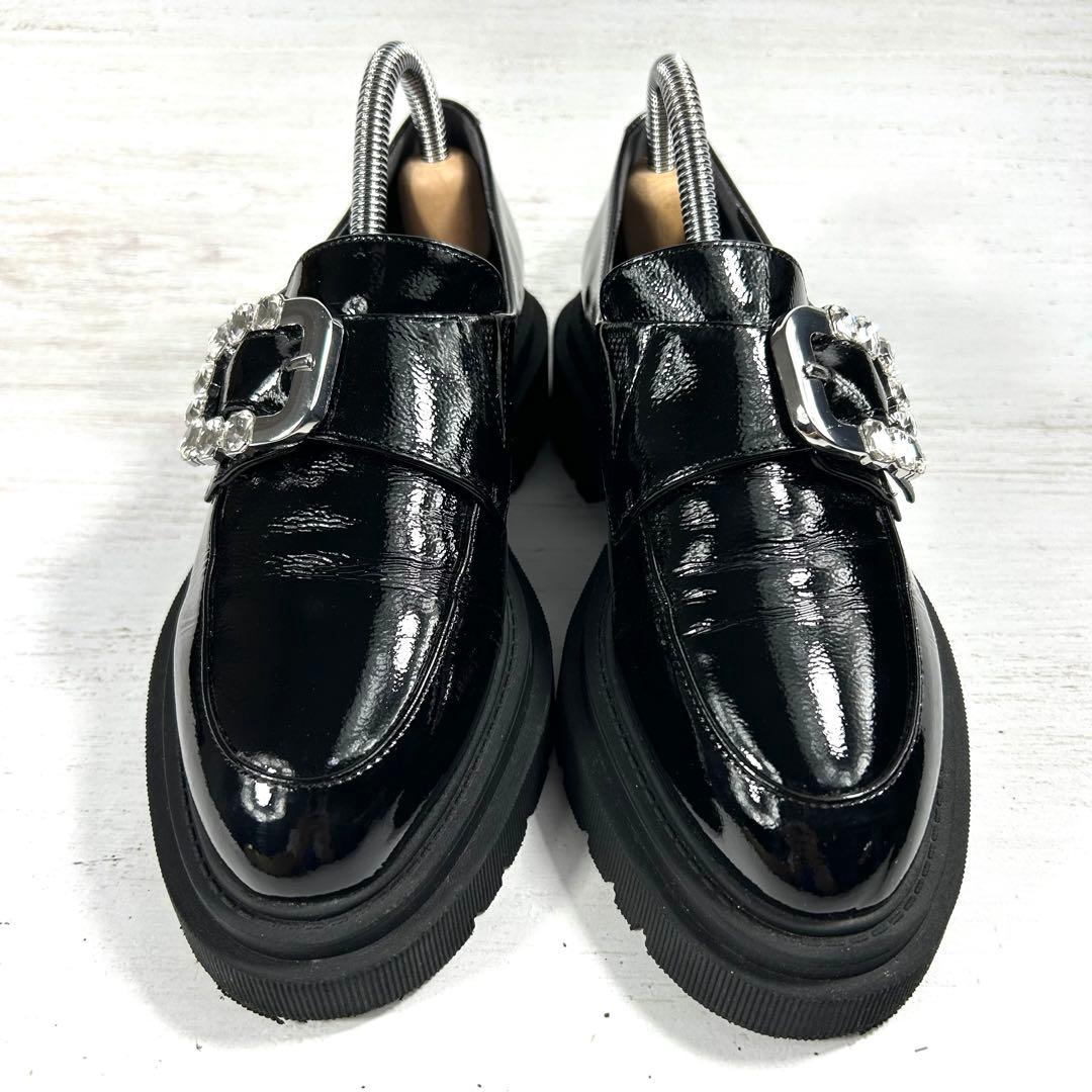 DIANA シュリンクエナメル ローファー　ビジュー　22.0