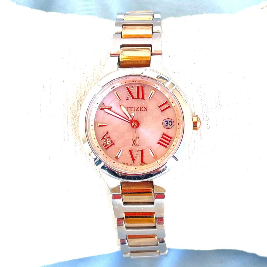 美品❣クロスシーxC　チタンミニソル　ピンク文字盤　H058　電波ソーラー　稼働