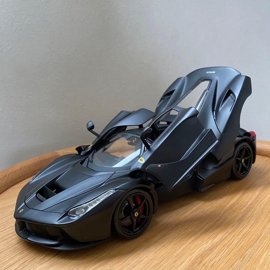 ラ フェラーリ ブラック　Bburago 18-16901 BK 1/18