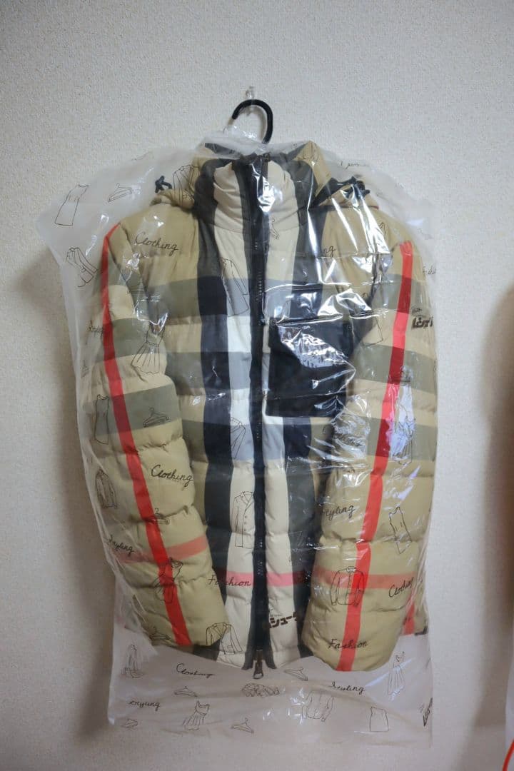 【更にお値下✨】Burberry Mリバーシブルダウンジャケット