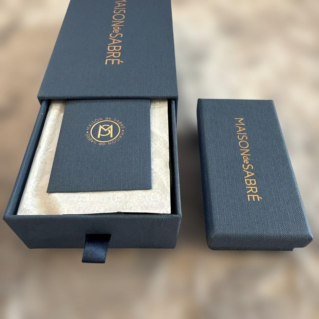 【新品】MAISON de SABRÉ グリーン iPhone17ケース