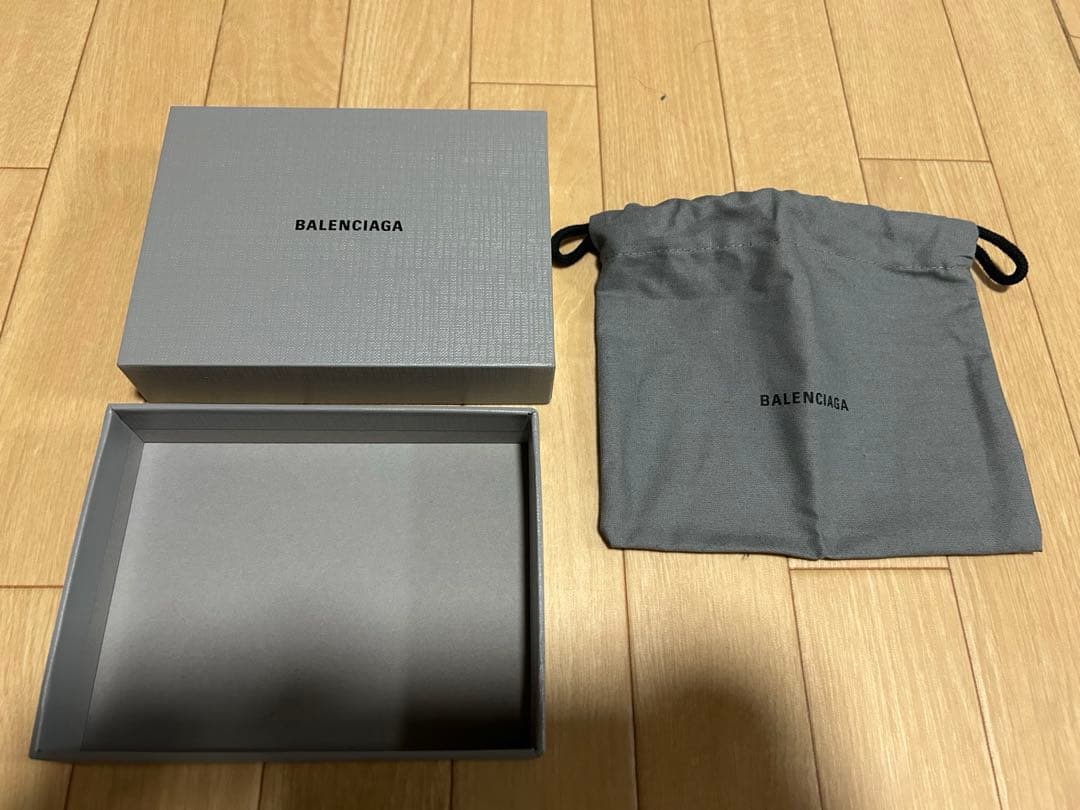 BALENCIAGA ケース　キーリング付き