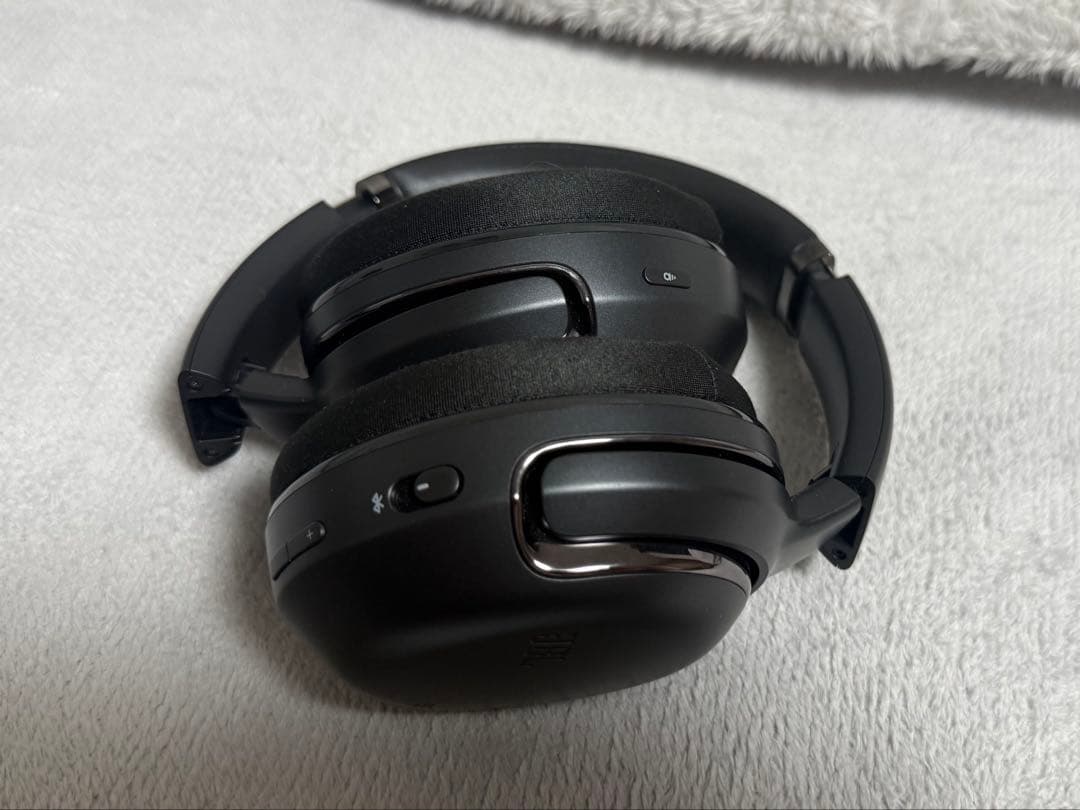 JBL TOUR ONE M2 ヘッドホン