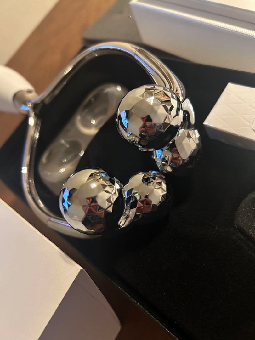 新品！リファ　ダブル　美顔器ローラー