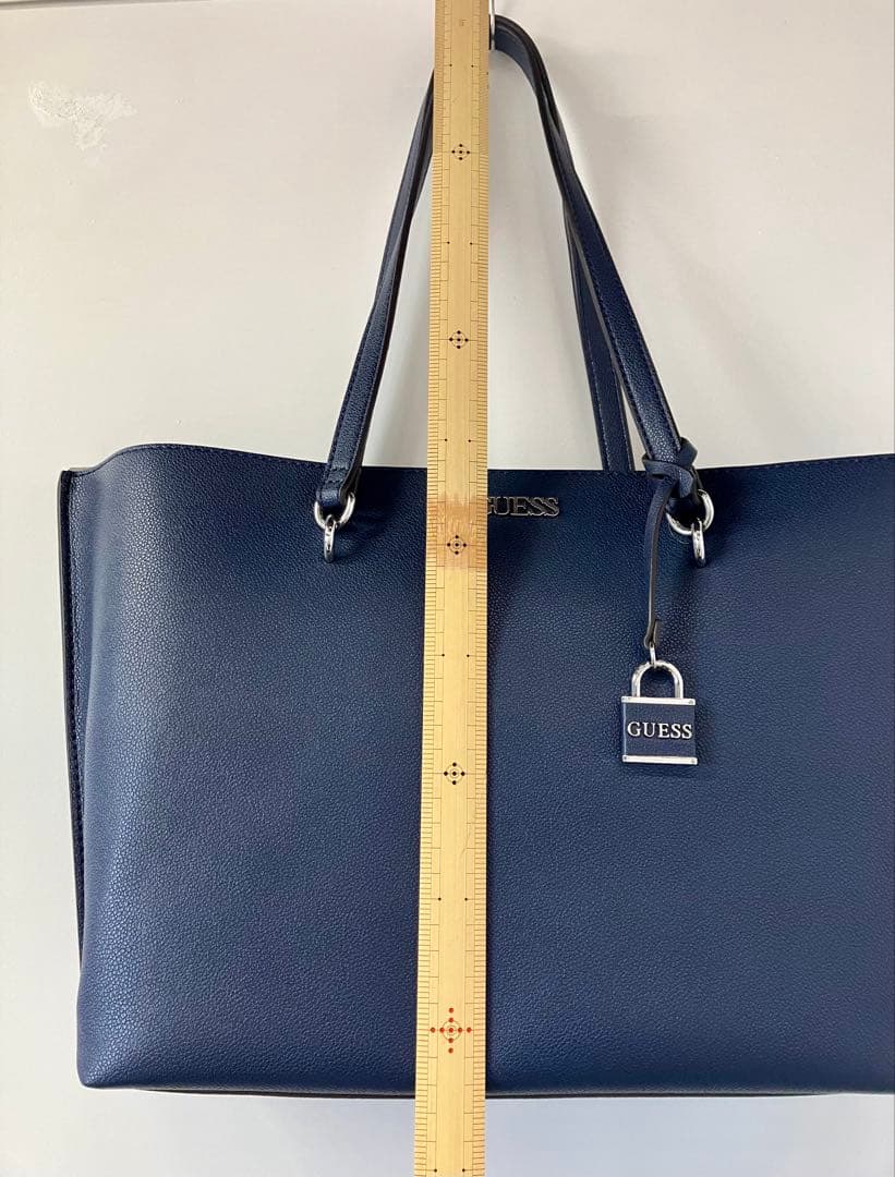 【新品未使用品】GUESS ネイビー トートバッグ