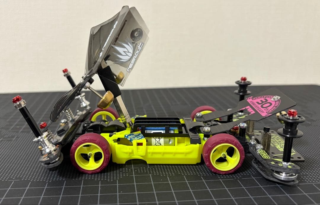 ミニ四駆 MSフレキ イエロー 黄色　完成品