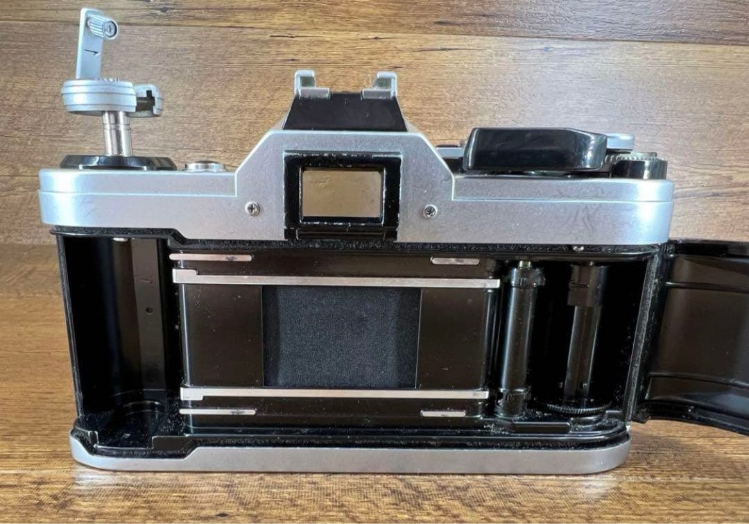 Canon キャノン　AE-1 フィルムカメラ