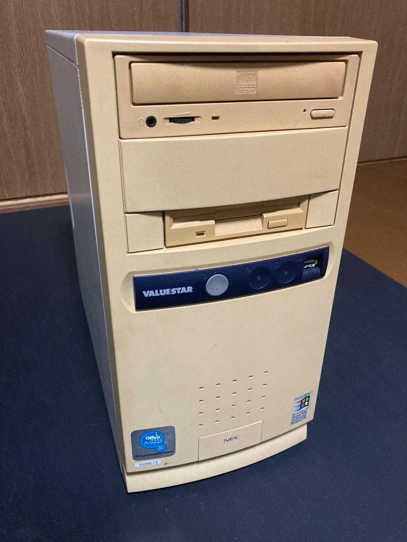 Windowsデスクトップ NEC Valuestar AMD K6-2 550 98SE
