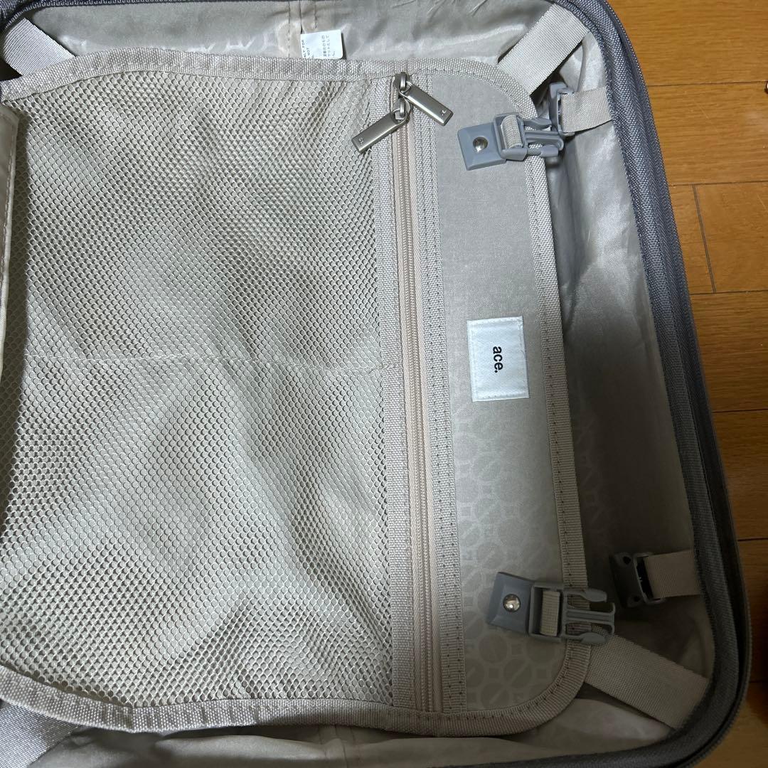 （値下げしました） ace. TSAロック付きキャリーケース グレー