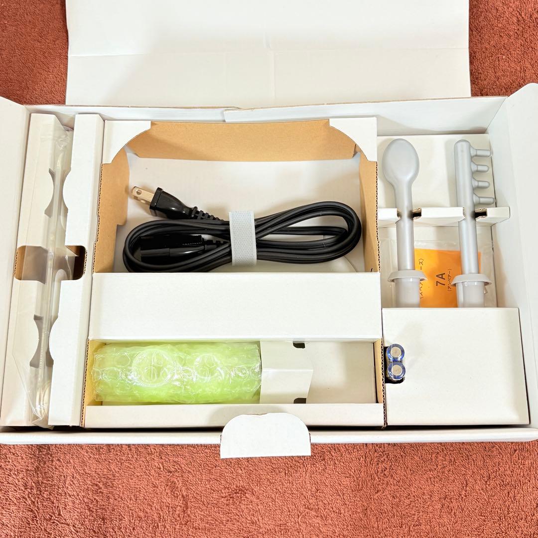 サキナ 美顔器 ビジュー 新品未使用 ウォッシングフォーム クレマサ付き