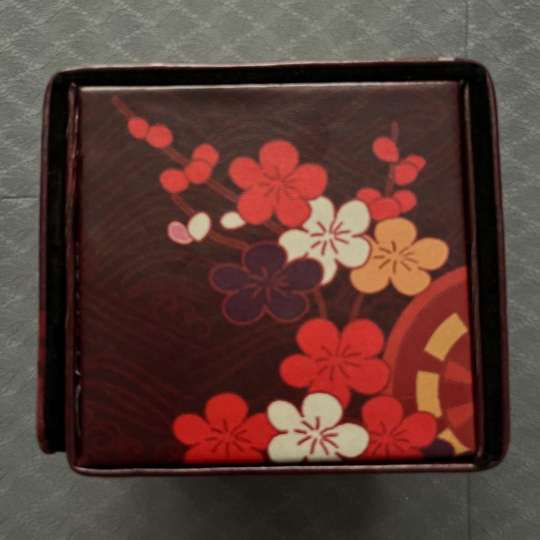 遊戯王　御巫 剣の御巫ハレ ＆ 鏡の御巫ニニ　　デッキケース