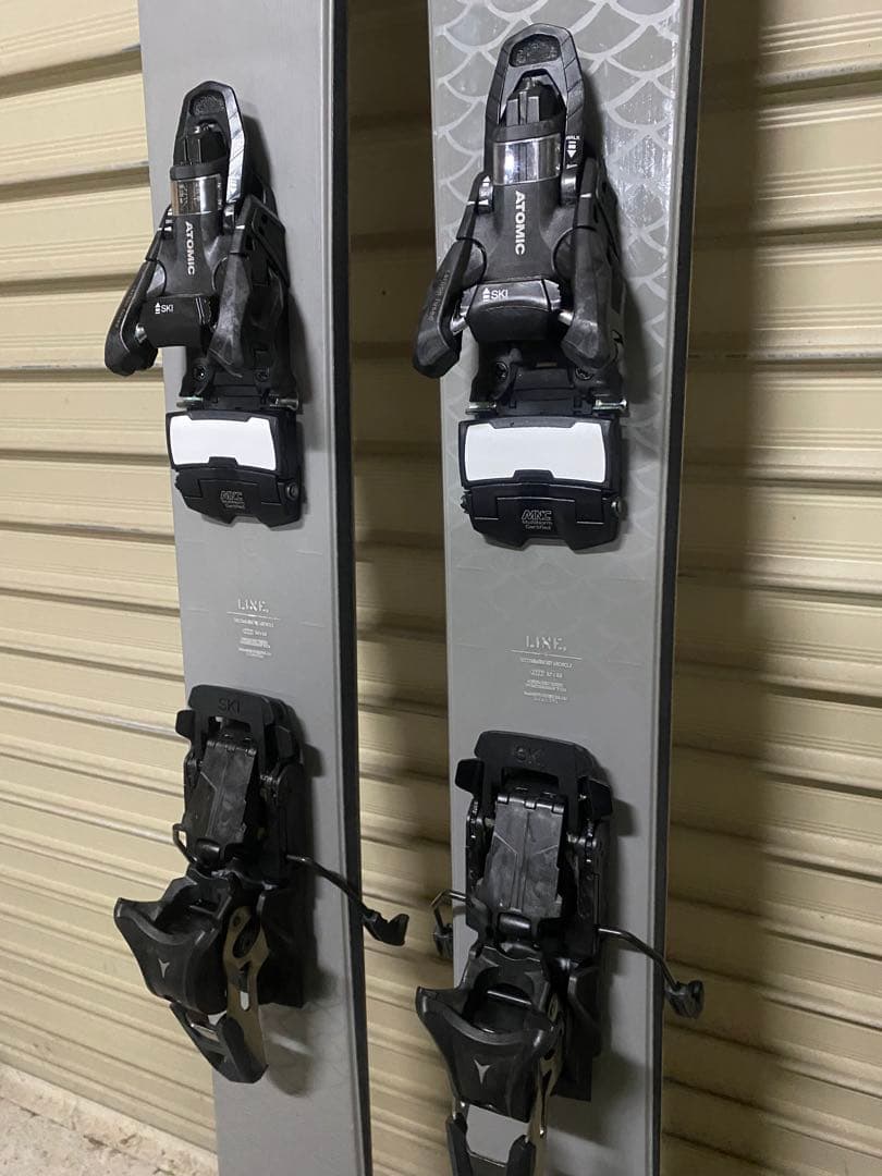 LINE Outline アウトライン 186 ATOMIC shift13