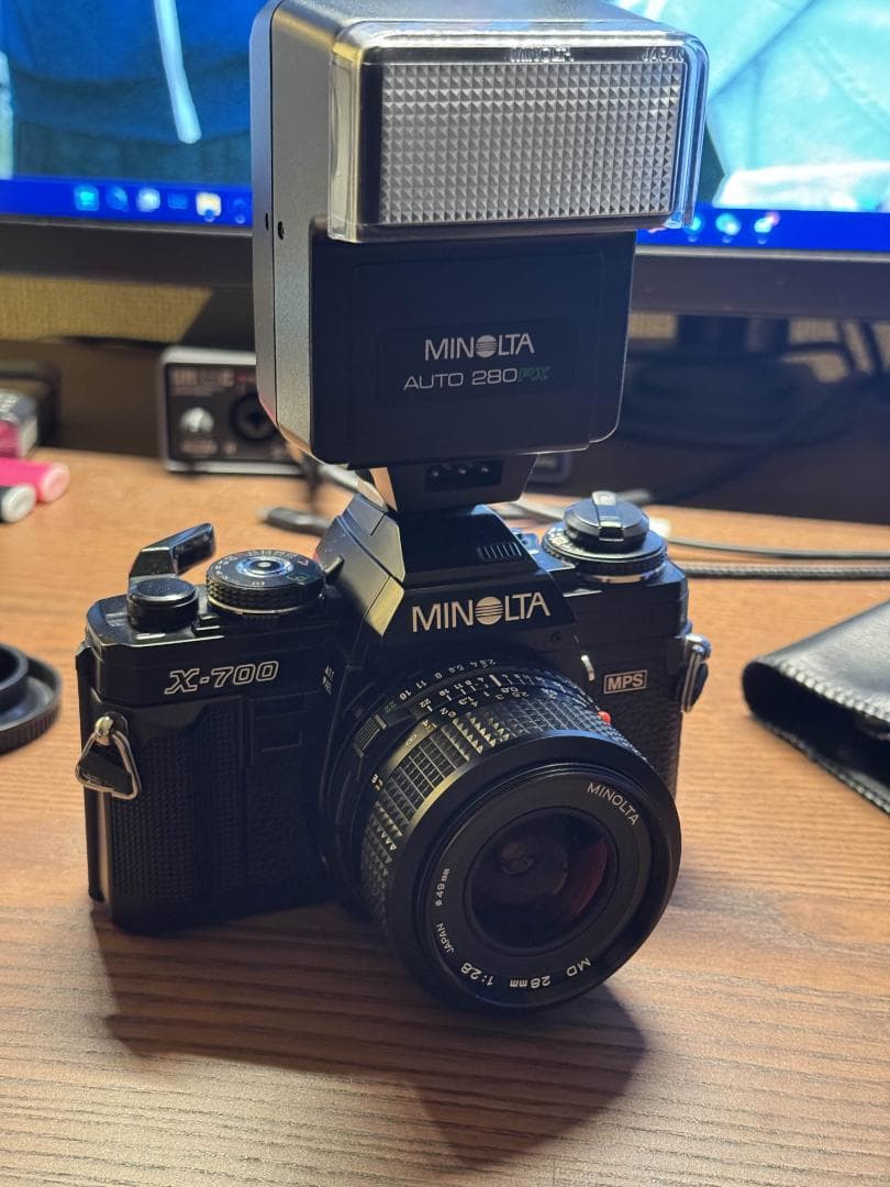 Minolta X-700 + 28mm + フラッシュ