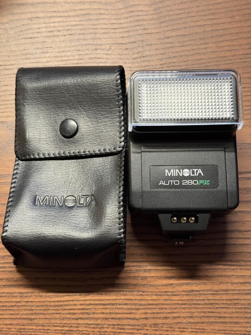 Minolta X-700 + 28mm + フラッシュ