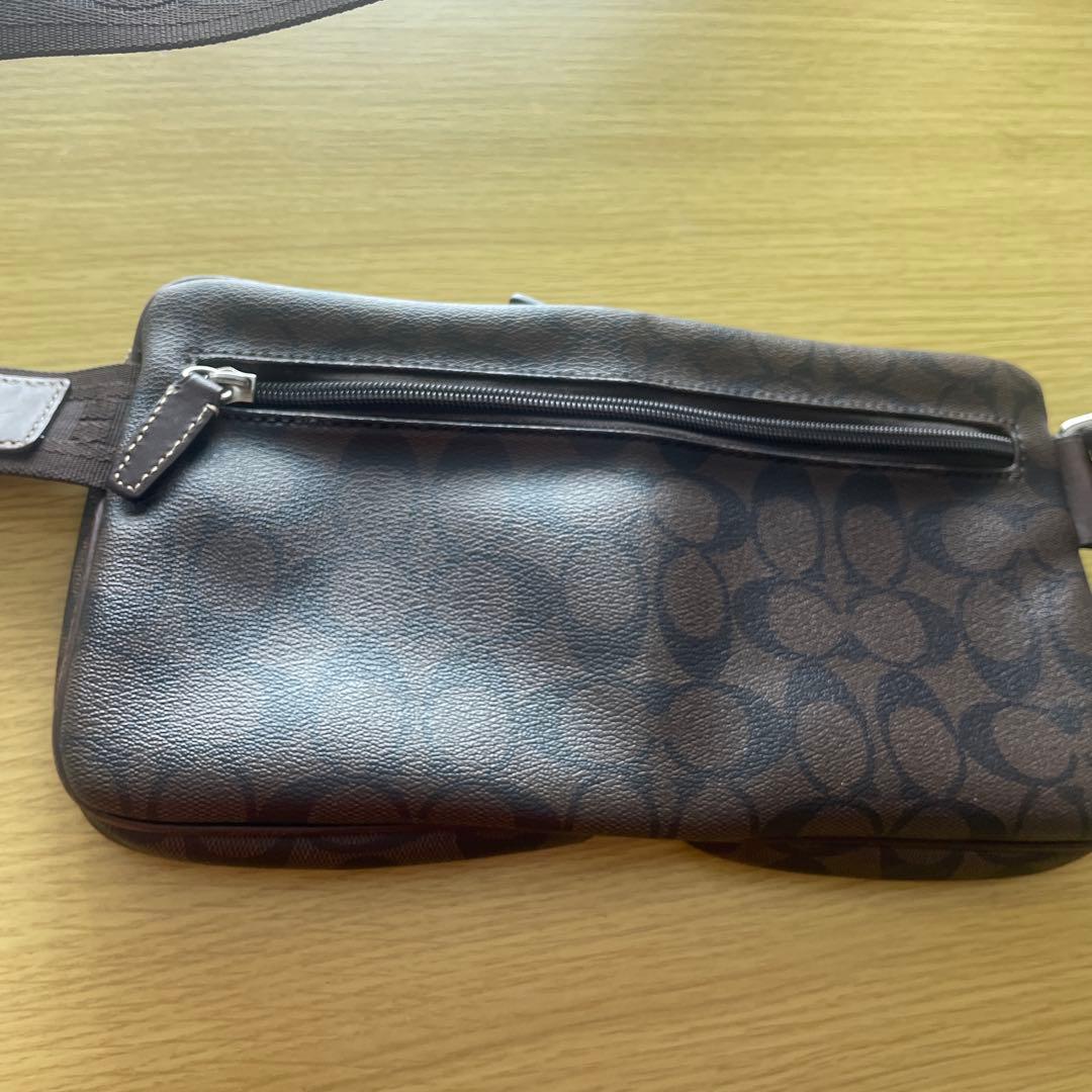 COACH ボディバッグ レザー ブラウン