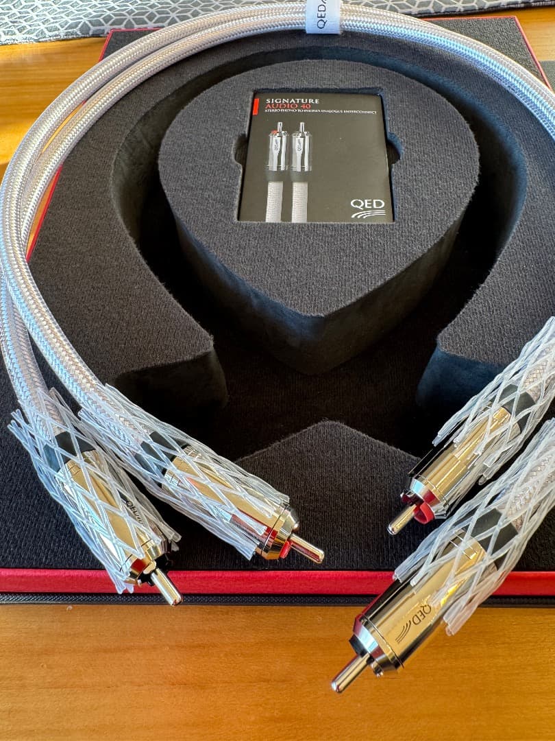 RCAケーブル QED SIGNATURE AUDIO 40 0.6m２本