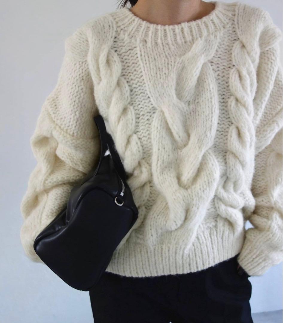 【新品】SLOBE別注 +81BRANCA ケーブルハンドニット