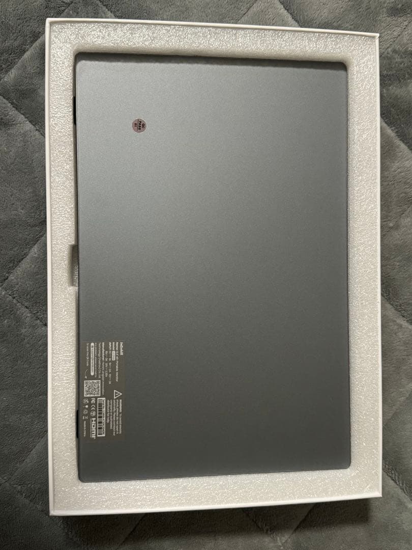 Intehill モバイルモニター 4k 13.4 インチ 美品 ②