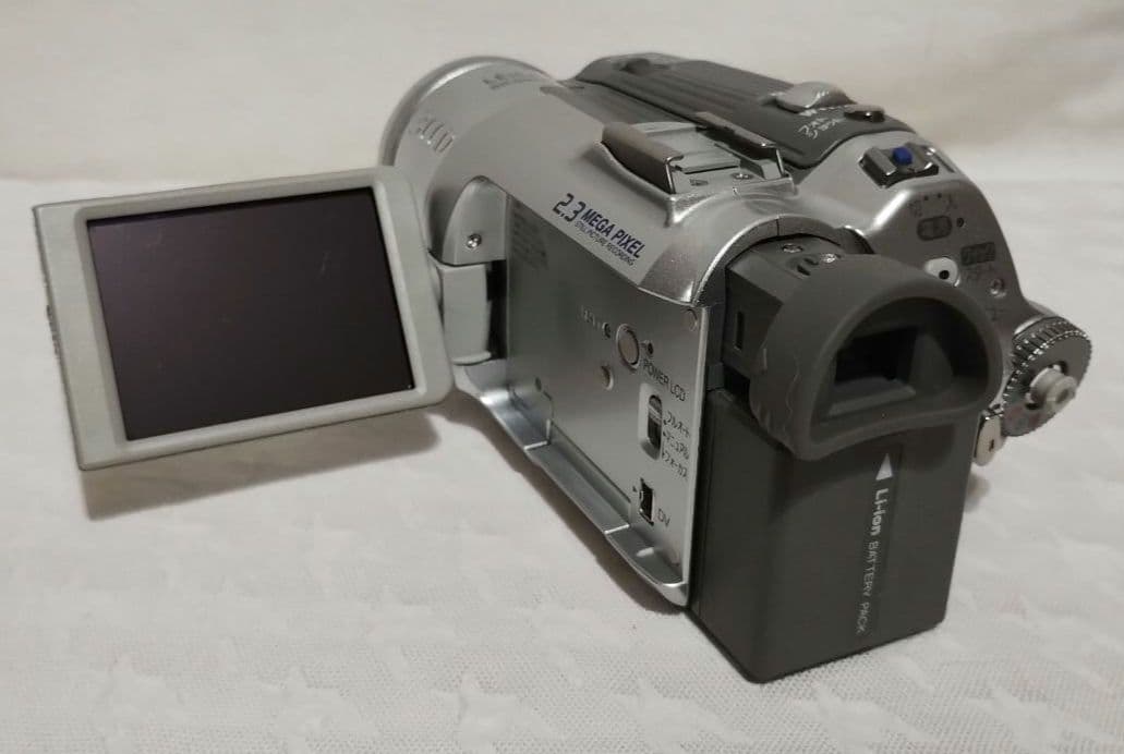 値下げ！『Panasonic NV-GS150』 ビデオカメラ 本体　中古美品