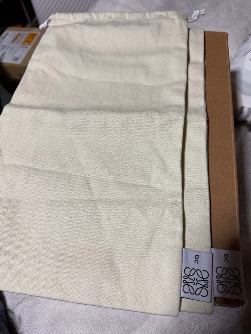 た*ず様 【美品】On LOEWE オン ロエベ コラボスニーカー